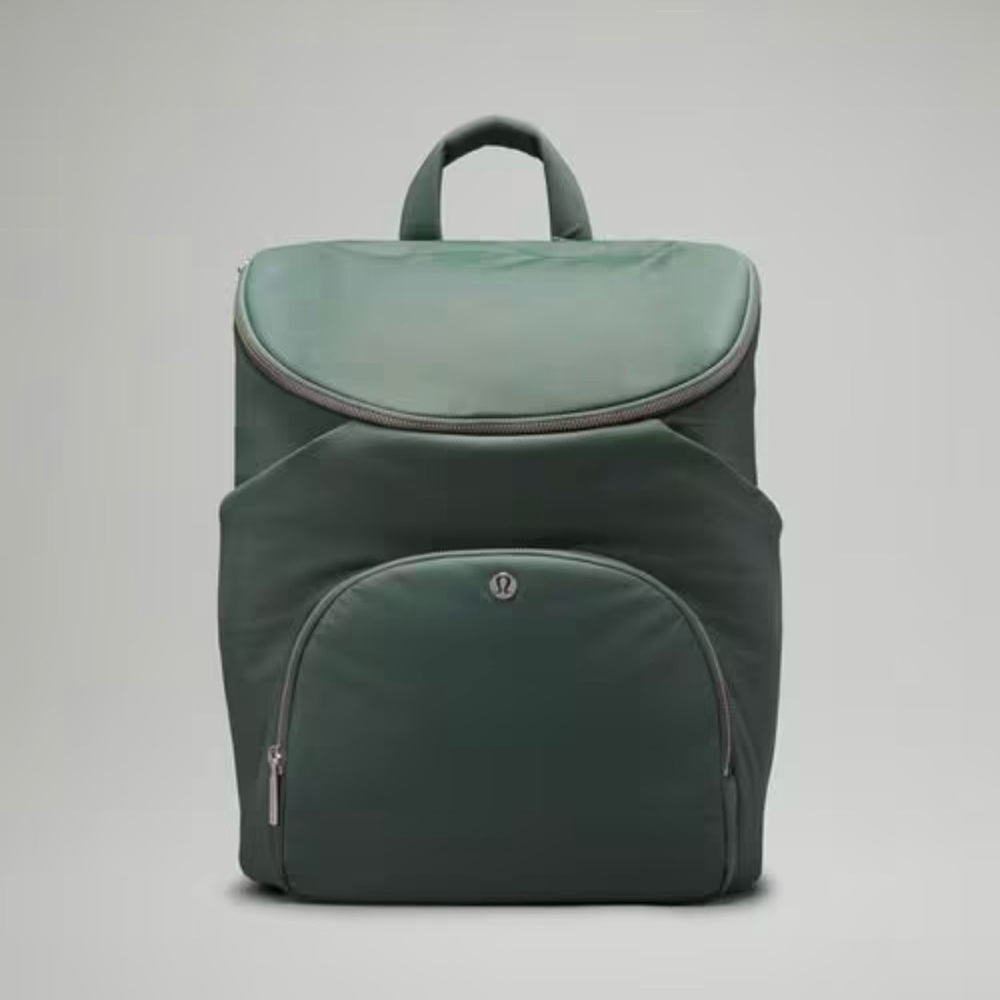 Lululemon New Parent Backpack 17L